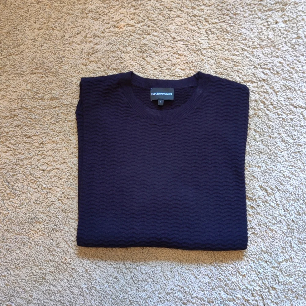 NEW Emporio Armani Sweater - Picture 1 of 6